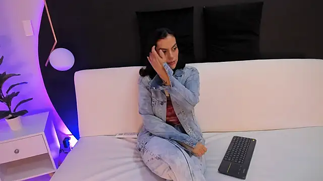 Snapshot of Ada_Monroe10 chatting on 03-05-26, 01:51 Ada Monroe10 online show from 03-05-26, 01:51