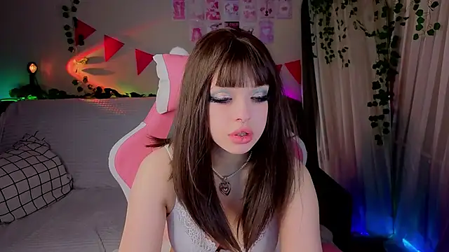 Snapshot of MonikaMayson chatting on 12-04-25, 01:53 MonikaMayson online show from 12-04-25, 01:53