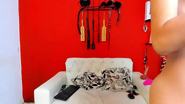 MIA SOPHIA1 online show from 01-28-25, 07:32