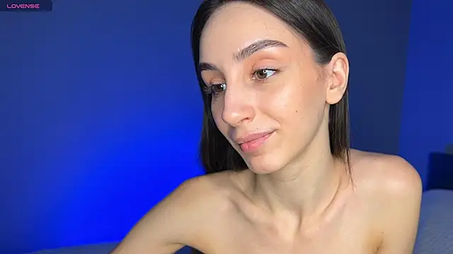 Snapshot of ElizabethElison chatting on 02-06-25, 08:18 ElizabethElison online show from 02-06-25, 08:18