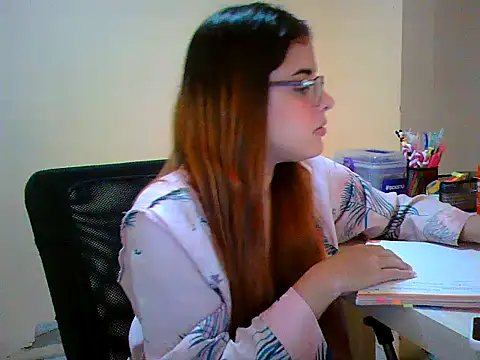 maliamiller online show from 10-29-25, 02:03