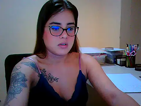 maliamiller online show from 03-25-26, 09:37