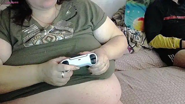 lisa Black00 online show from 10-03-25, 06:21