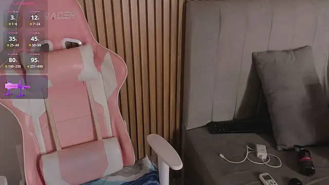 Snapshot of celeste_jhons chatting on 10-24-25, 06:48 celeste jhons online show from 10-24-25, 06:48