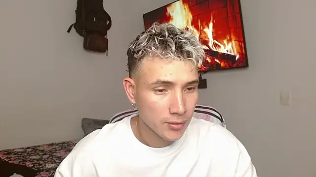 Snapshot of jef_seid chatting on 03-18-25, 03:31 jef seid online show from 03-18-25, 03:31