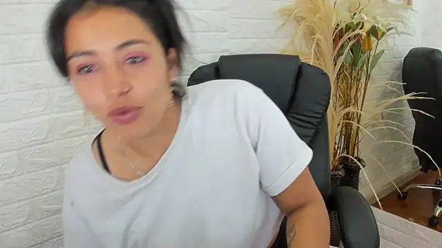 Aisha 09 online show from 12-20-24, 02:27