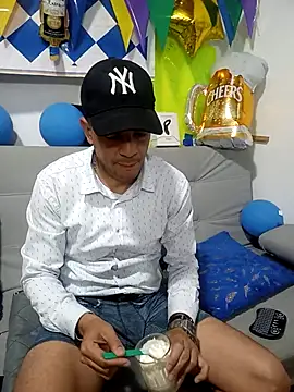 latinmartin73 online show from 10-01-25, 11:55