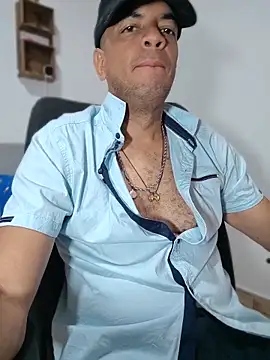 latinmartin73 online show from 05-02-26, 03:06