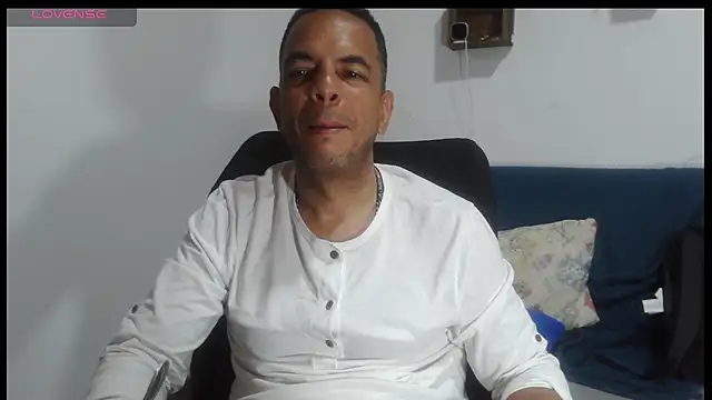 latinmartin73 online show from 05-10-26, 05:12