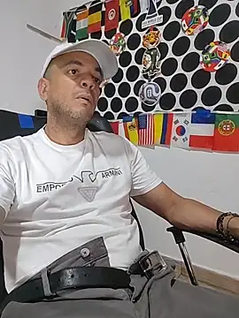 latinmartin73 online show from 06-27-26, 07:41