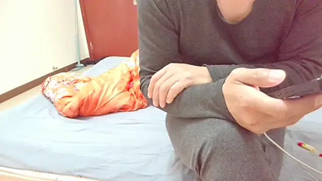 huzi518 online show from 12-14-25, 01:22