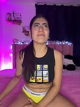 Snapshot of miakhalifaaa_ chatting on 01-01-25, 01:15 miakhalifaaa online show from 01-01-25, 01:15