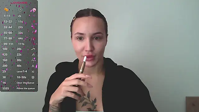 Stasia Queen online show from 12-02-24, 09:45
