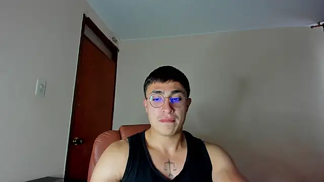 Leoknight online show from 02-04-25, 10:02