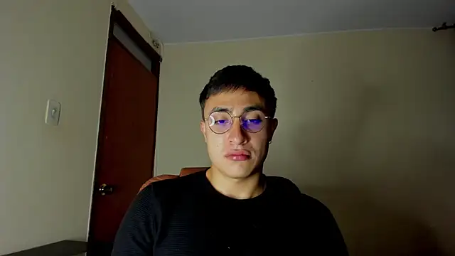 Leoknight online show from 02-15-25, 02:37