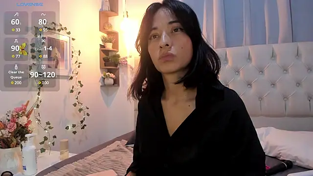savagequeenbee7 online show from 12-05-24, 01:28