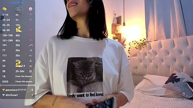 savagequeenbee7 online show from 12-26-24, 02:05