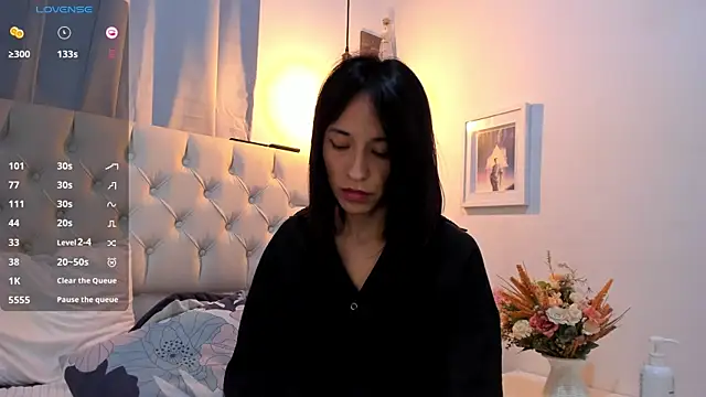 savagequeenbee7 online show from 01-15-25, 02:35
