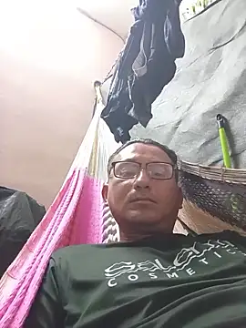 Andresguz35 online show from 10-16-25, 06:25