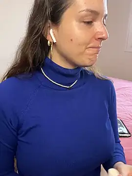 tatianaAlvarez1 online show from 12-27-24, 10:01