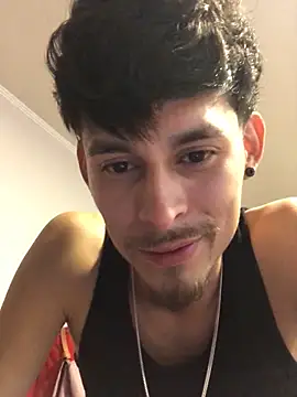 Snapshot of ronsex27 chatting on 10-18-25, 07:31 ronsex27 online show from 10-18-25, 07:31