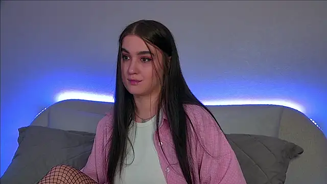 ChristinaMilton online show from 02-04-25, 06:27