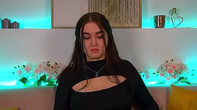 ChristinaMilton online show from 02-19-25, 12:46