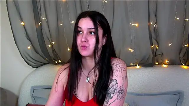 ChristinaMilton online show from 10-24-25, 06:48