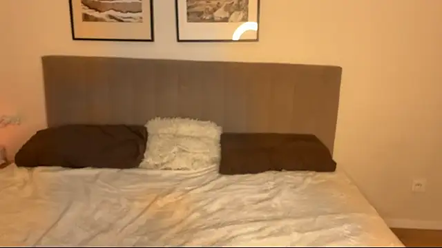 aryamirelle online show from 11-19-25, 12:10