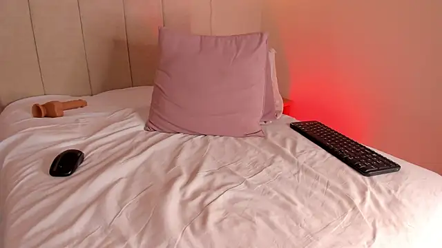 dani skinny  online show from 03-21-25, 03:02