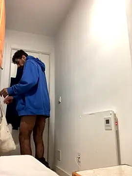 Lucascacaca online show from 11-27-25, 05:59