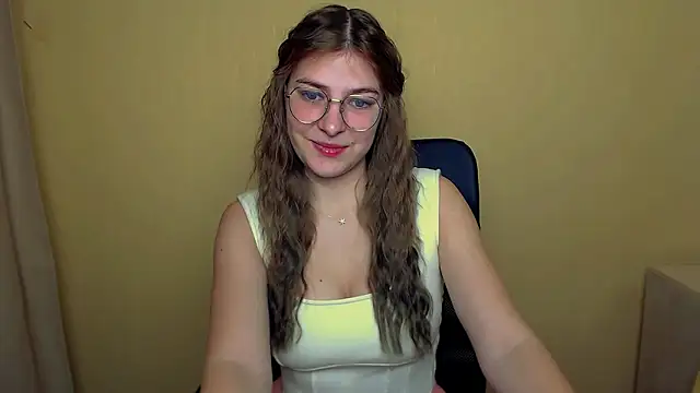 Luna Lush  online show from 10-17-25, 05:32