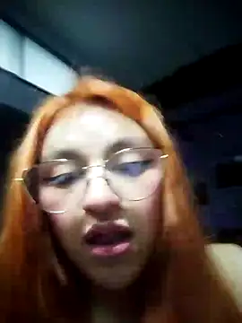 Snapshot of SophiaWeestt99 chatting on 02-04-25, 06:36 SophiaWeestt99 online show from 02-04-25, 06:36