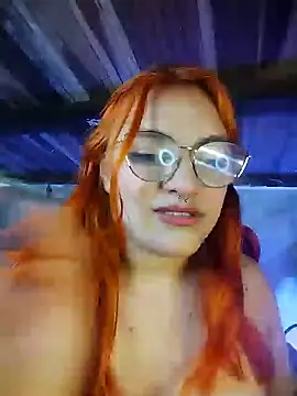 Snapshot of SophiaWeestt99 chatting on 02-05-25, 04:16 SophiaWeestt99 online show from 02-05-25, 04:16