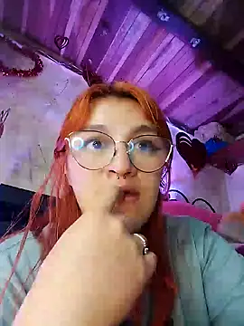 Snapshot of SophiaWeestt99 chatting on 02-18-25, 08:49 SophiaWeestt99 online show from 02-18-25, 08:49