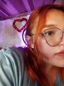 Snapshot of SophiaWeestt99 chatting on 02-19-25, 04:12 SophiaWeestt99 online show from 02-19-25, 04:12