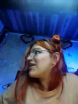 Snapshot of SophiaWeestt99 chatting on 03-02-25, 08:27 SophiaWeestt99 online show from 03-02-25, 08:27