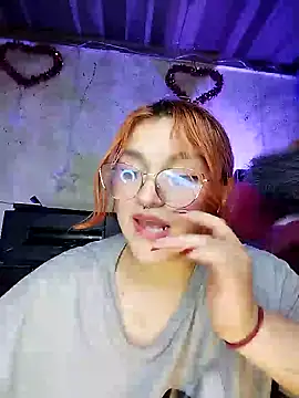 Snapshot of SophiaWeestt99 chatting on 03-09-25, 05:55 SophiaWeestt99 online show from 03-09-25, 05:55