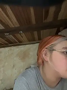 Snapshot of SophiaWeestt99 chatting on 10-04-25, 02:09 SophiaWeestt99 online show from 10-04-25, 02:09