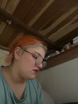 Snapshot of SophiaWeestt99 chatting on 11-05-25, 03:17 SophiaWeestt99 online show from 11-05-25, 03:17