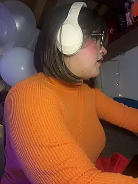 Snapshot of SophiaWeestt99 chatting on 03-28-26, 04:34 SophiaWeestt99 online show from 03-28-26, 04:34