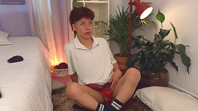 Tommyfoxboy online show from 11-09-25, 11:52