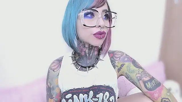 NikkiRamone online show from 09-30-25, 12:59