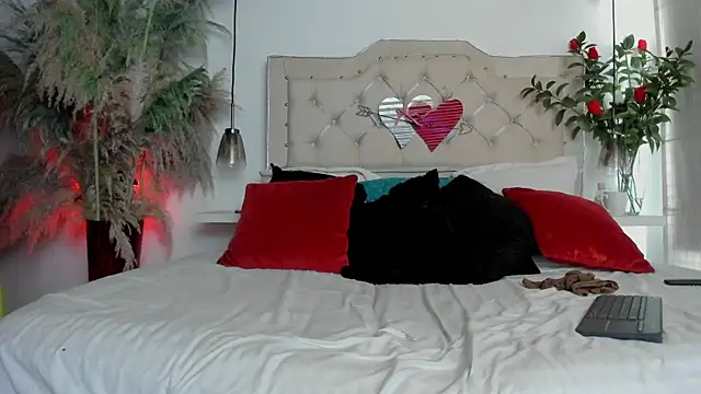 Snapshot of Samanthahavery44 chatting on 10-16-25, 05:58 Samanthahavery44 online show from 10-16-25, 05:58