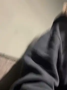 Snapshot of M1ssyk1ssy chatting on 01-01-25, 03:03 M1ssyk1ssy online show from 01-01-25, 03:03