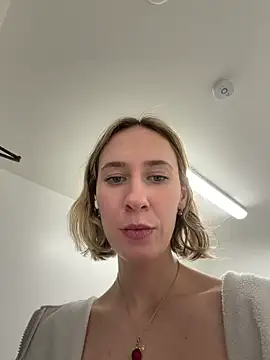 Snapshot of M1ssyk1ssy chatting on 06-29-26, 12:28 M1ssyk1ssy online show from 06-29-26, 12:28