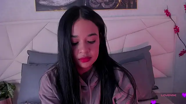 Aitana98  online show from 12-27-24, 06:24