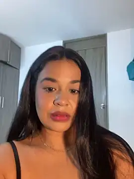 Aitana98  online show from 11-10-25, 02:21