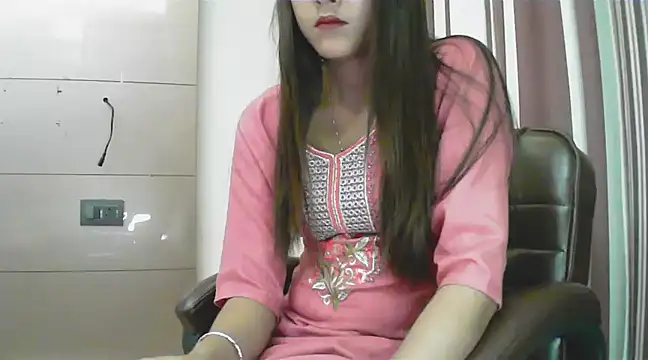 collage hoty online show from 03-05-25, 11:38