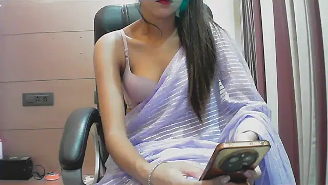 collage hoty online show from 09-15-25, 05:13